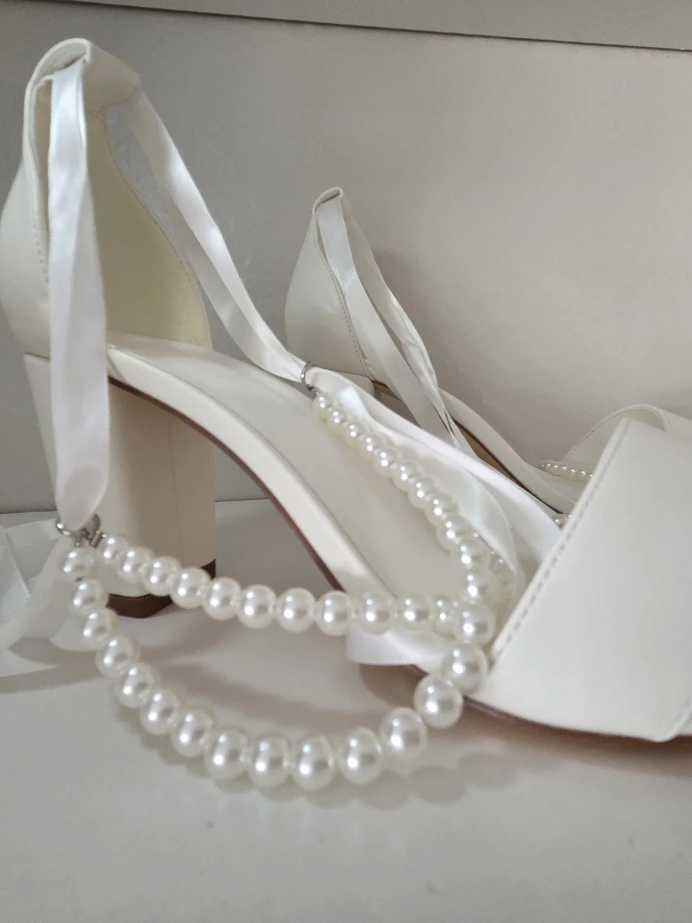 Elegant White Ankle-Tie Block Heel Sandals